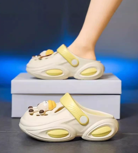 Children's slip-on shoes for girls, summer 2026 new style, outdoor wear, anti-slip girls' beach bag-style princess flip-flops